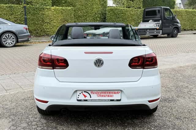 Volkswagen Golf (2012) thumbnail 4