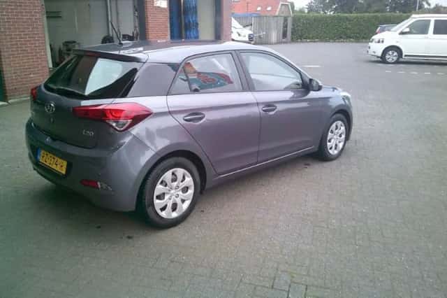 Hyundai i20 (2018) thumbnail 4