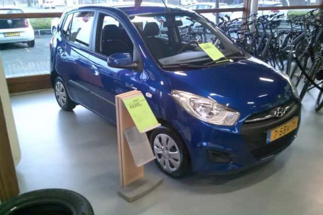 Hyundai i10 (2013) thumbnail 3