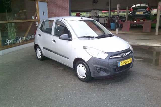Hyundai i10 (2013) thumbnail 3
