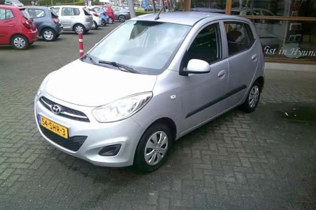 Hyundai i10 (2011) thumbnail 1
