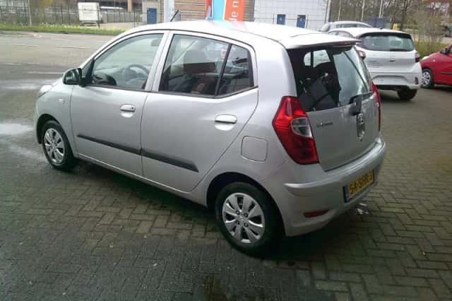 Hyundai i10 (2011) thumbnail 4