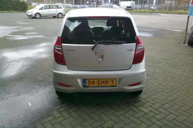 Hyundai i10 (2011) thumbnail 6