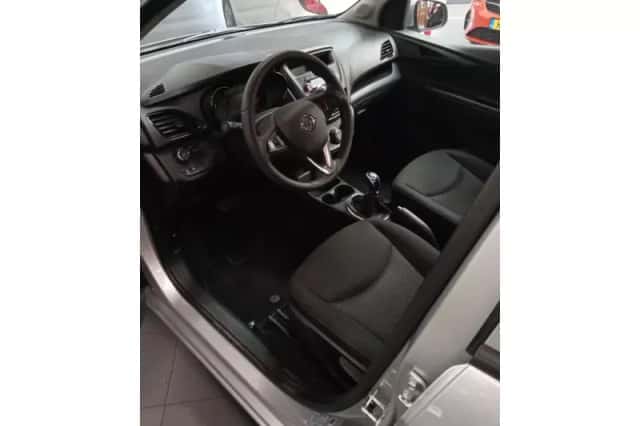 Opel Karl (2016) thumbnail 6