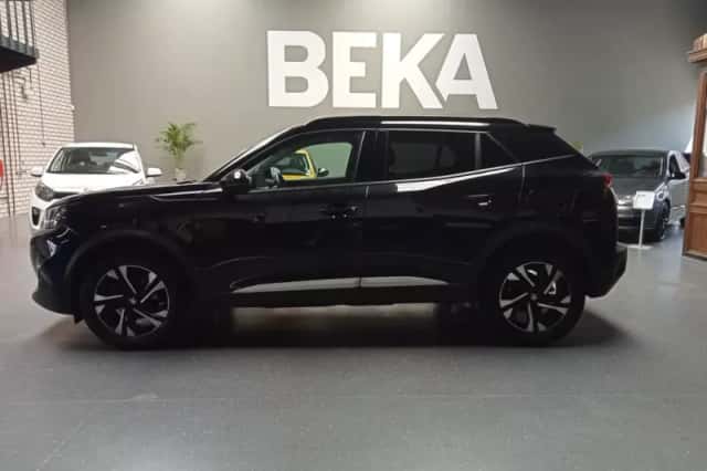 Peugeot 2008 (2021) thumbnail 2