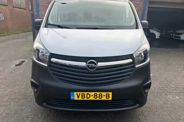Opel Vivaro (2019) thumbnail 1