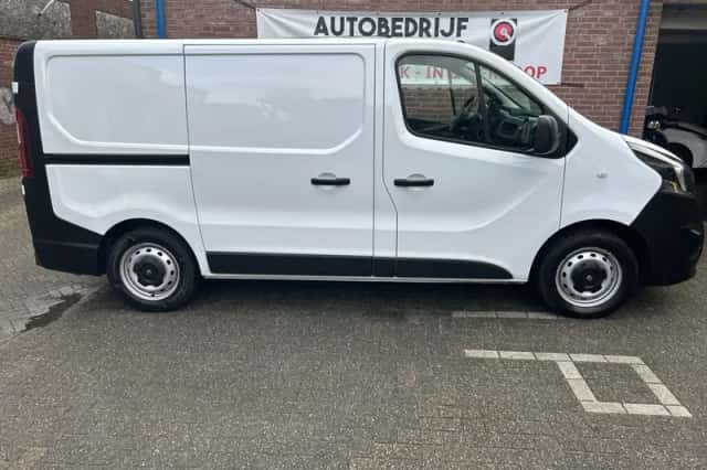 Opel Vivaro (2019) thumbnail 3