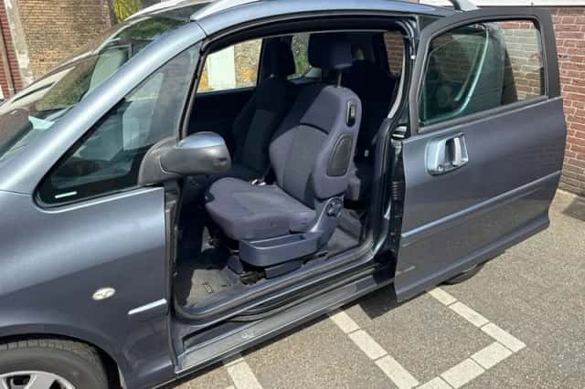 Peugeot 1007 (2008) thumbnail 5