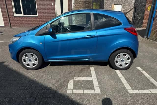Ford Ka (2012) thumbnail 2