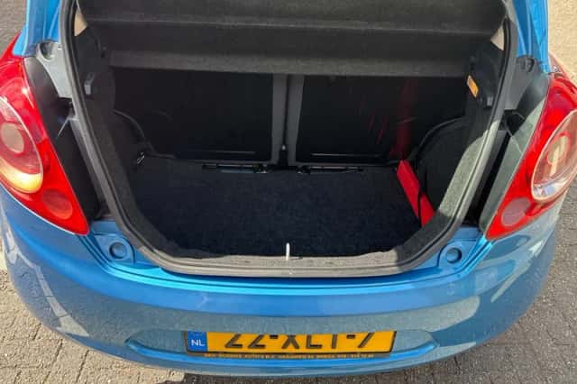Ford Ka (2012) thumbnail 4