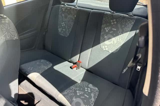 Ford Ka (2012) thumbnail 6