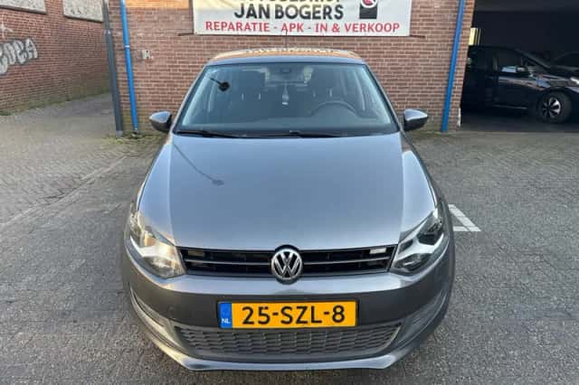 Volkswagen Polo (2012) thumbnail 1