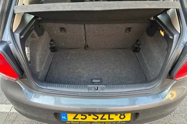 Volkswagen Polo (2012) thumbnail 5