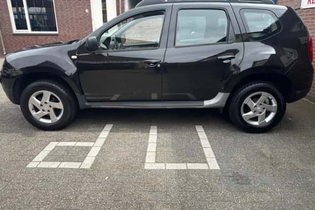 Dacia Duster (2012) thumbnail 2