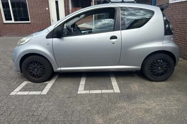 Citroën C1 (2011) thumbnail 2