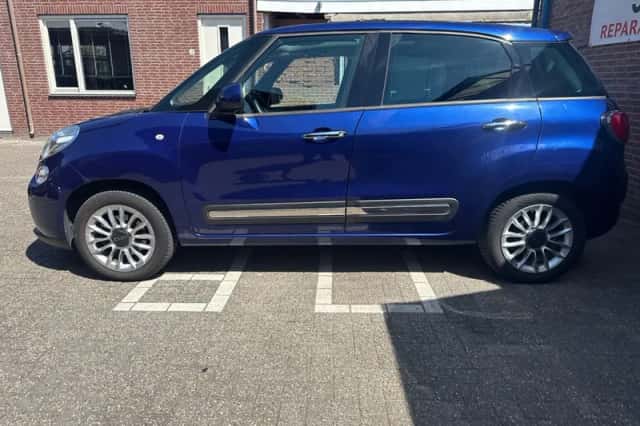 Fiat 500L (2015) thumbnail 2