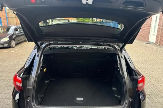 Opel Grandland (2019) thumbnail 5