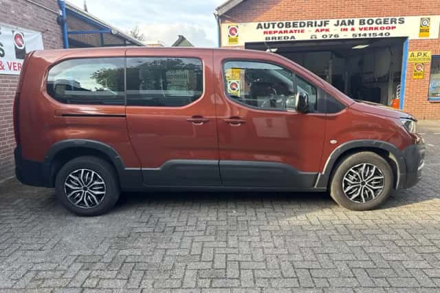 Peugeot Rifter Long (2021) thumbnail 3
