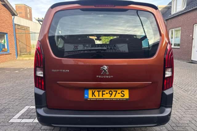 Peugeot Rifter Long (2021) thumbnail 4