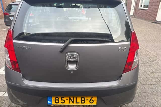 Hyundai i10 (2010) thumbnail 4