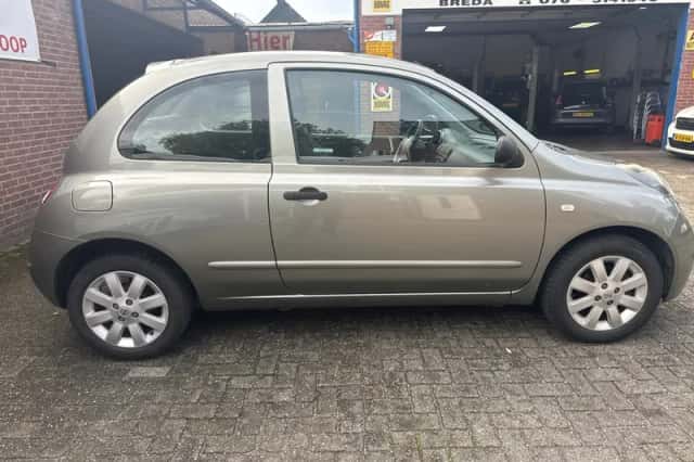 Nissan Micra (2007) thumbnail 3