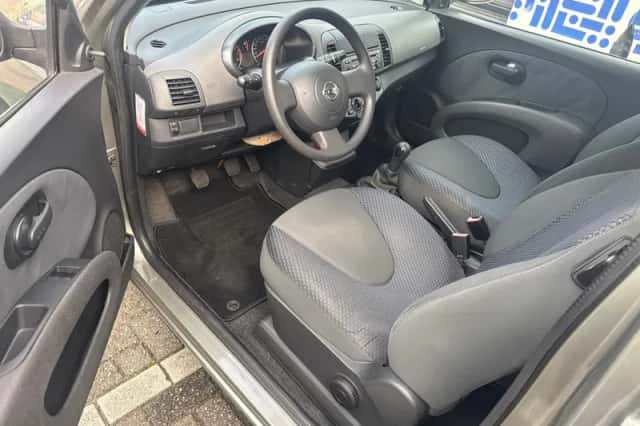 Nissan Micra (2007) thumbnail 6