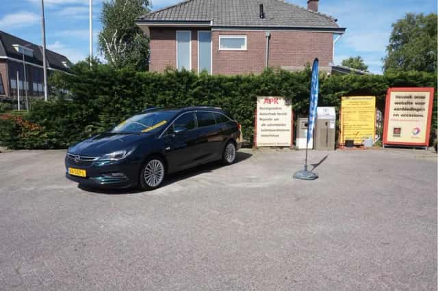 Opel Astra (2017) thumbnail 2