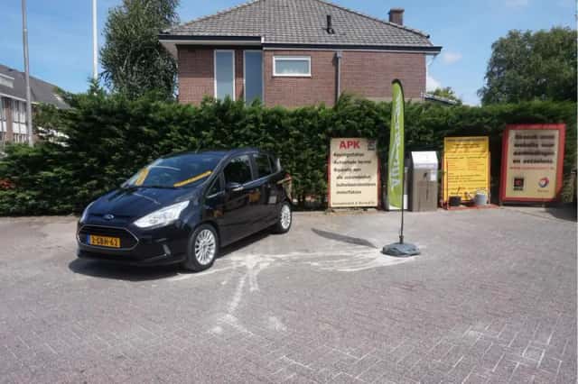 Ford B-Max (2013) thumbnail 2