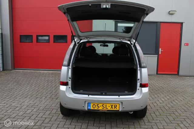 Opel Meriva (2006) thumbnail 4
