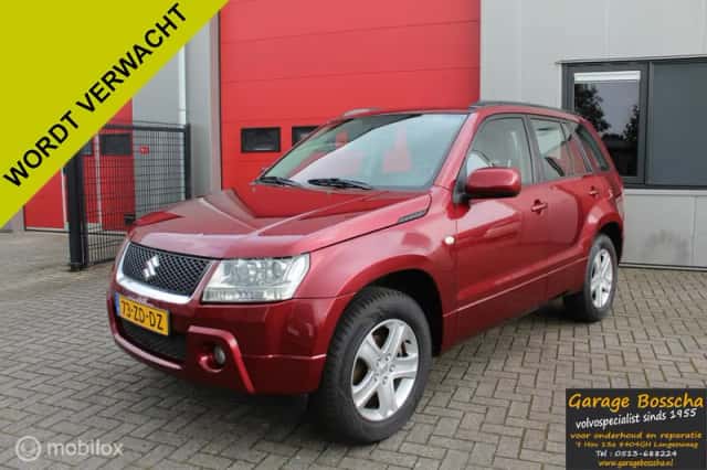 Suzuki Grand Vitara (2008) thumbnail 1