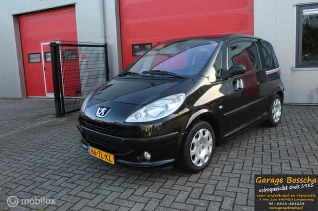 Peugeot 1007 (2006) thumbnail 1