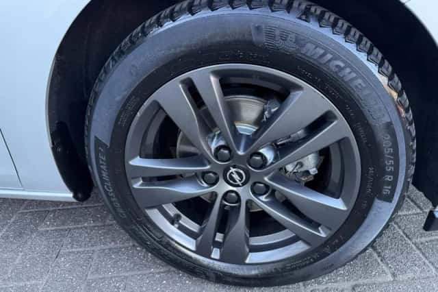 Opel Astra (2019) thumbnail 6