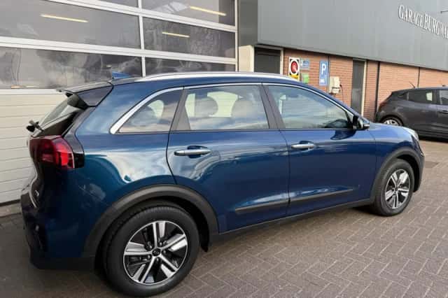 Kia Niro (2021) thumbnail 2