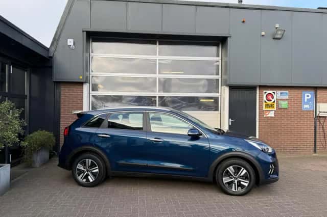 Kia Niro (2021) thumbnail 4