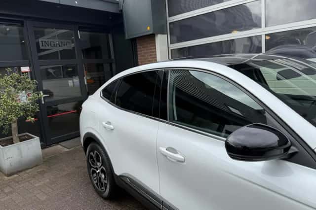 Renault Arkana (2021) thumbnail 5