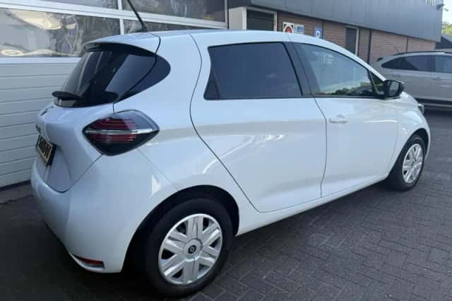 Renault Zoé (2023) thumbnail 2