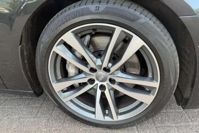 Audi A6 (2019) thumbnail 5