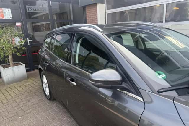 Ford Focus (2021) thumbnail 5