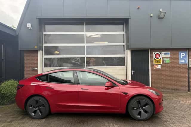 Tesla Model 3 (2022) thumbnail 5