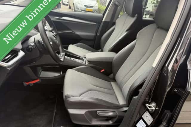 Škoda Enyaq (2021) thumbnail 3