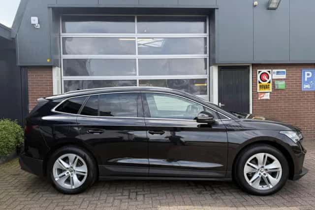 Škoda Enyaq (2021) thumbnail 5