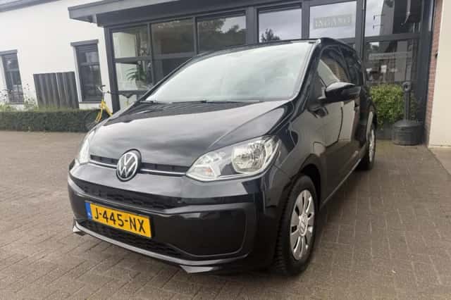 Volkswagen Up! (2020) thumbnail 6