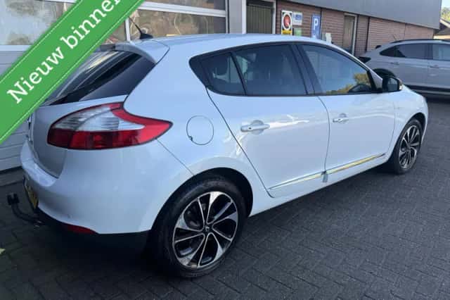 Renault Mégane (2014) thumbnail 2