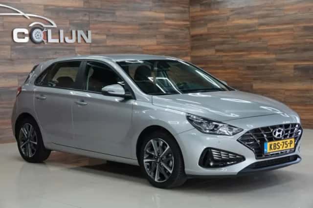 Hyundai i30 (2024) thumbnail 4