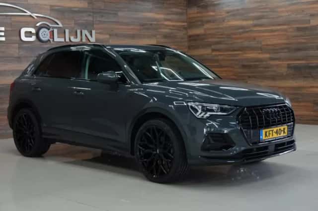 Audi Q3 (2019) thumbnail 4