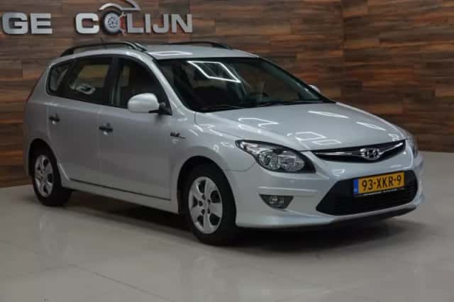 Hyundai i30 (2012) thumbnail 4