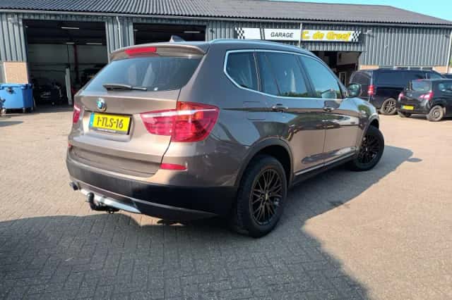 BMW X3 (2014) thumbnail 5