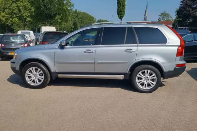 Volvo XC90 (2007) thumbnail 3