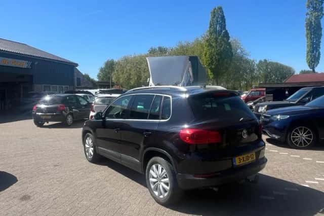 Volkswagen Tiguan (2014) thumbnail 6