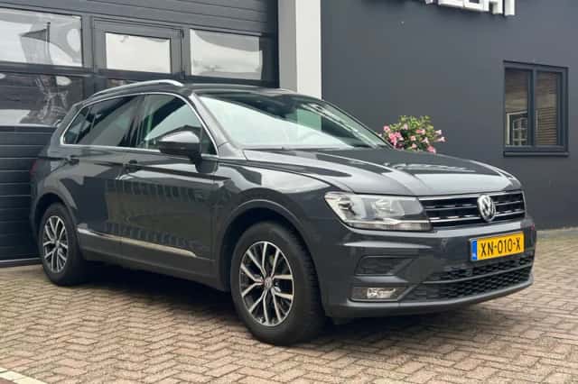 Volkswagen Tiguan (2019) thumbnail 2